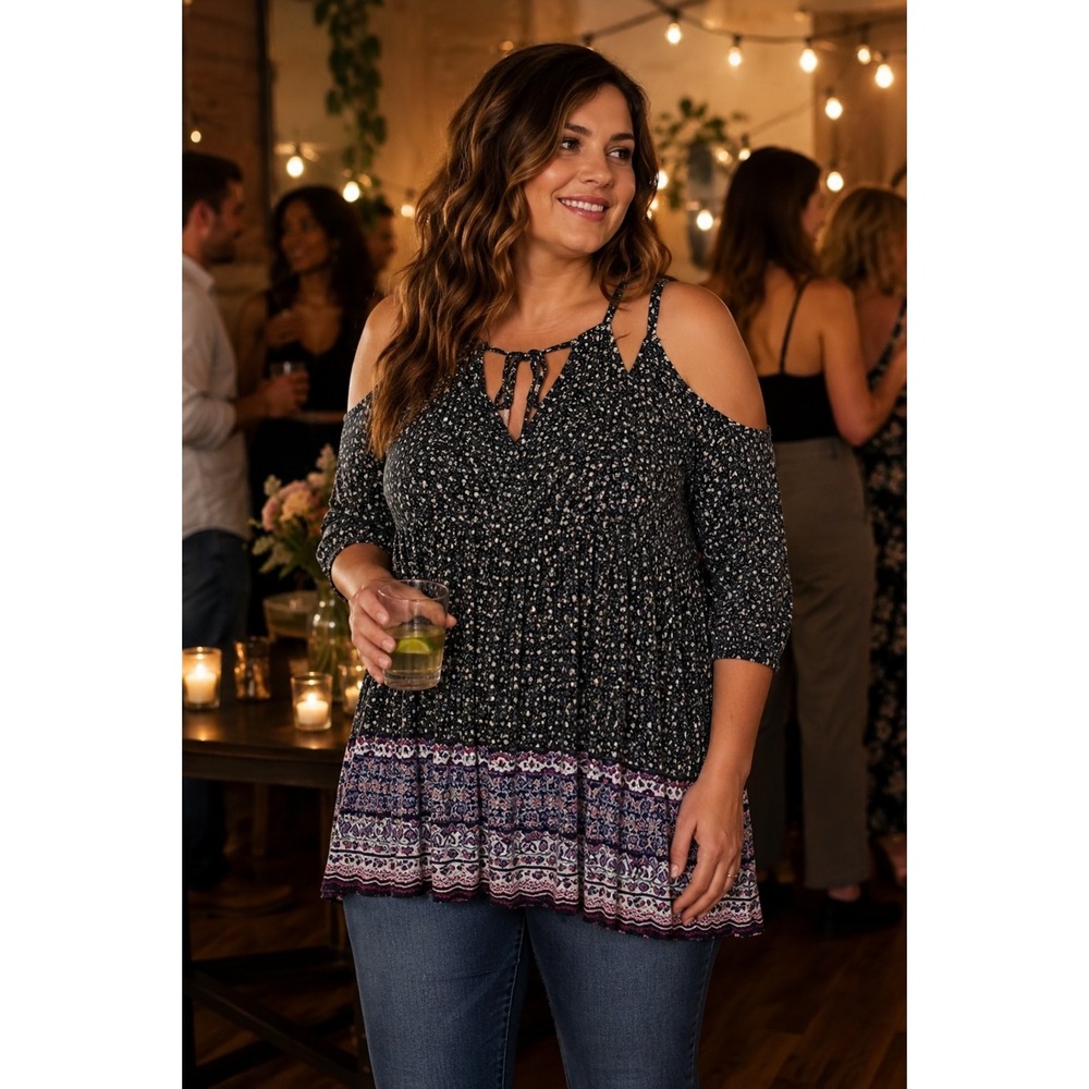 TORRID Women's Size 1 XL Black V-neck Geometric Dress Purple Floral Trim -2239